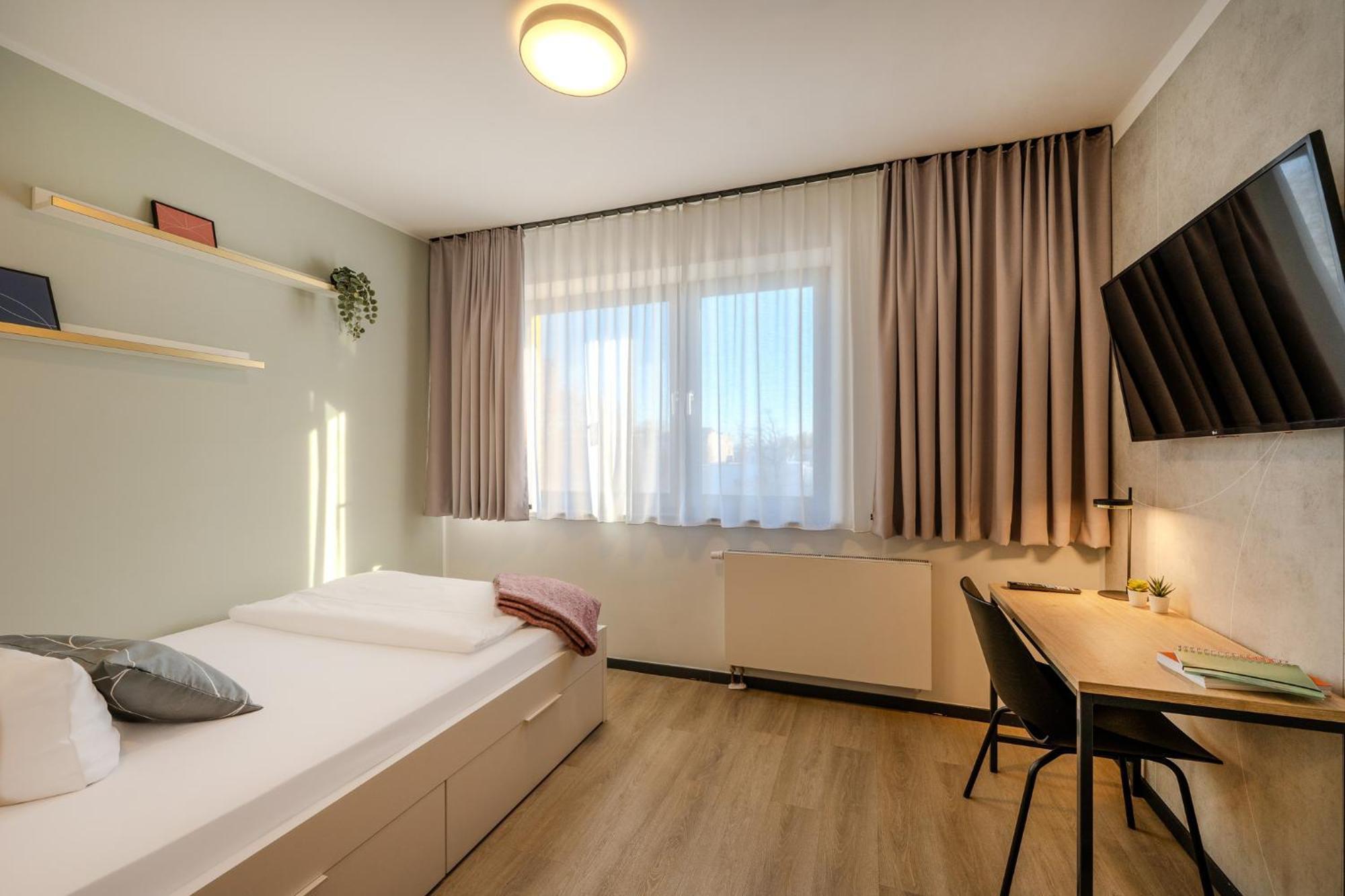 ホテル The Base Berlin One エクステリア 写真